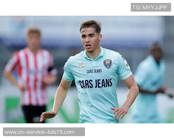 埃因霍温主场迎战巴萨双方争夺欧战小组出线关键战役