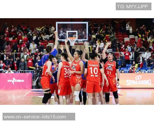 成都篮球队进攻体系解析：战术创新与团队协作的完美结合